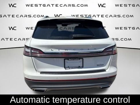 Used 2021 Lincoln Nautilus Reserve image 10