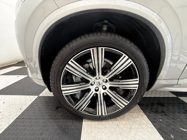 Used 2023 Volvo XC90 B6 Ultimate AWD/4WD image 10