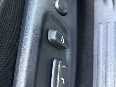Used 2016 Toyota 4Runner SR5 AWD/4WD image 26