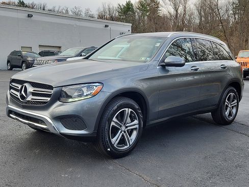 Used 2016 Mercedes-Benz GLC 300 4MATIC image 3
