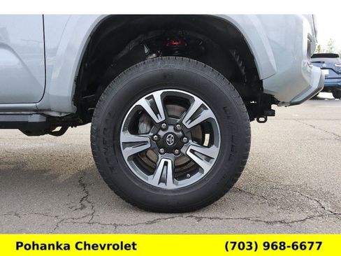 Used 2019 Toyota Tacoma SR5 image 32