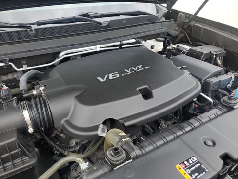 Certified 2021 GMC Canyon AT4 w/ Driver Alert Package image 36