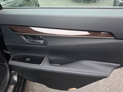 Used 2016 Lexus ES 350 w/ Luxury Package w/Wood Trim image 14