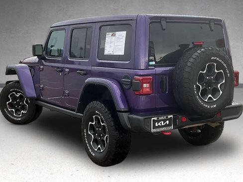 Used 2023 Jeep Wrangler Unlimited Rubicon w/ LED Lighting Group AWD/4WD image 4