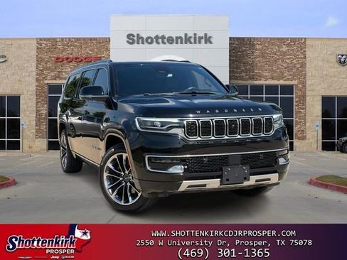 Used 2023 Jeep Wagoneer L Series III w/ Premium Group I AWD/4WD image 1