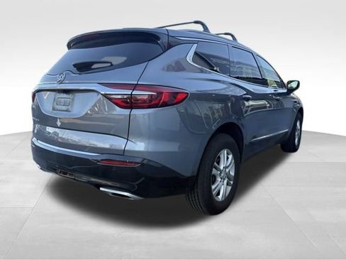 Used 2021 Buick Enclave Essence w/ Sound and Sites Package image 6