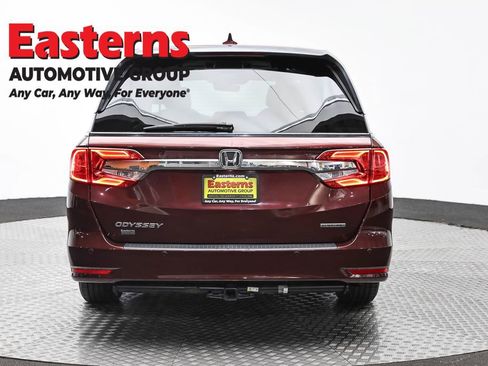 Used 2018 Honda Odyssey Touring image 6