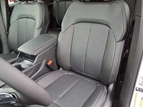 New 2026 Jeep Grand Cherokee L Limited AWD/4WD image 18