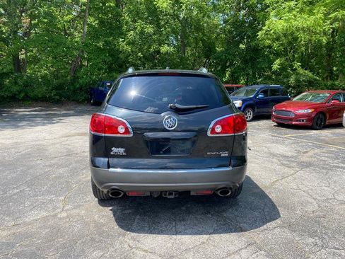 Used 2011 Buick Enclave CX image 3