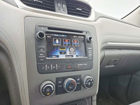 Used 2013 Chevrolet Traverse LS image 8