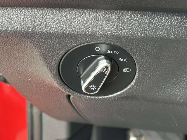 Used 2022 Volkswagen Jetta SEL FWD image 12