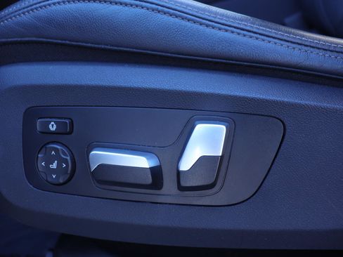 Used 2021 BMW X5 xDrive40i w/ Convenience Package image 27