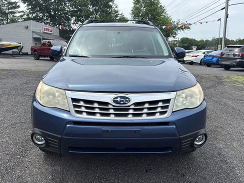 Used 2011 Subaru Forester 2.5X Limited AWD/4WD image 2