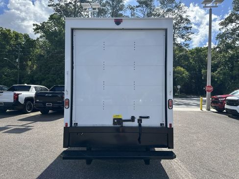 New 2025 Chevrolet Express 3500 Work Van w/ Power Convenience Package image 15