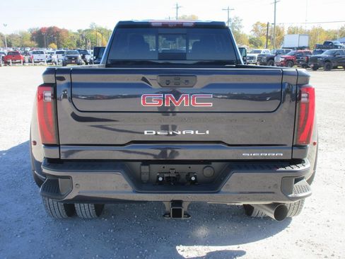 New 2026 GMC Sierra 3500 Denali w/ Denali Reserve Package image 6