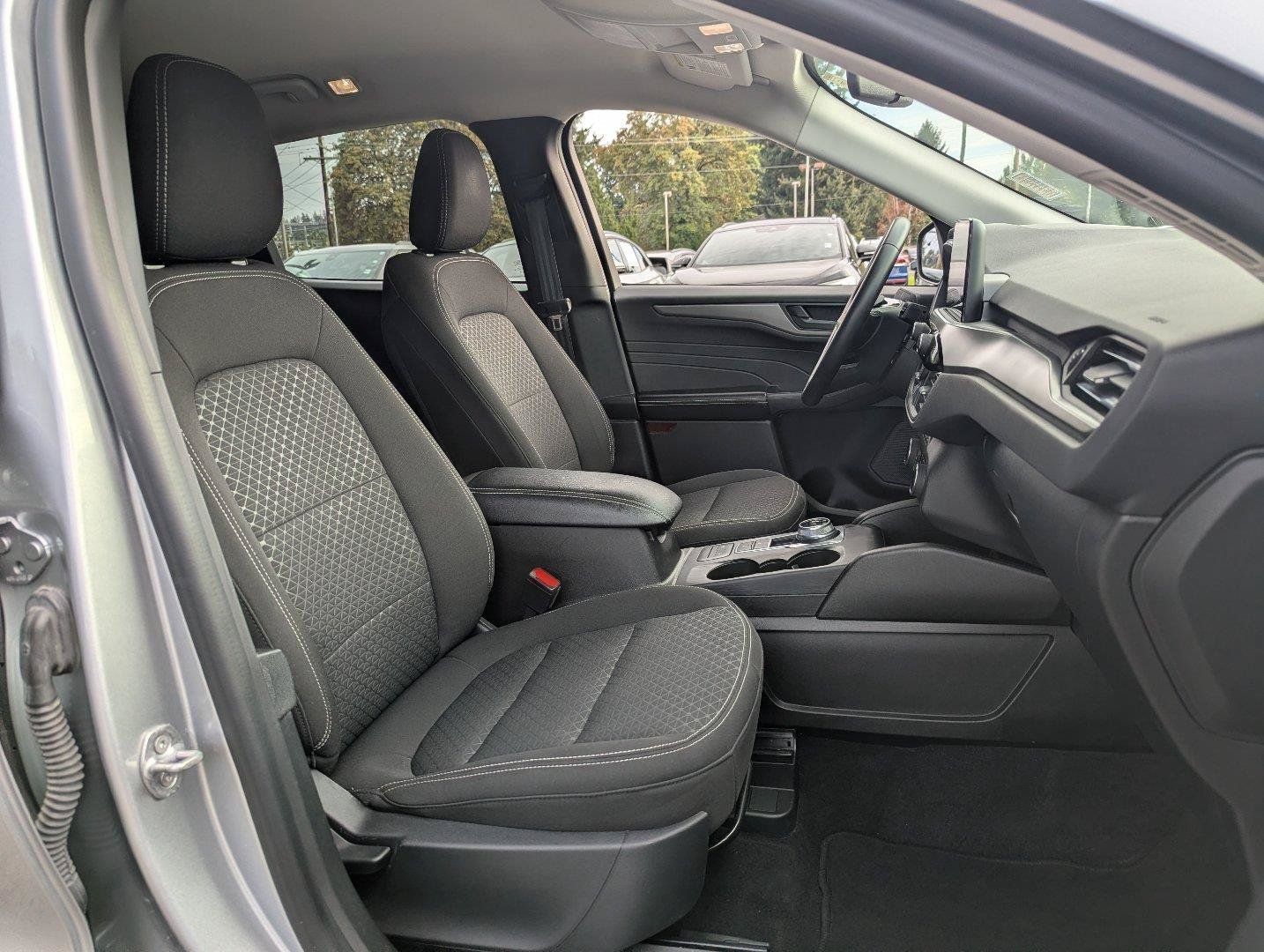 Used 2024 Ford Escape Active AWD/4WD image 35