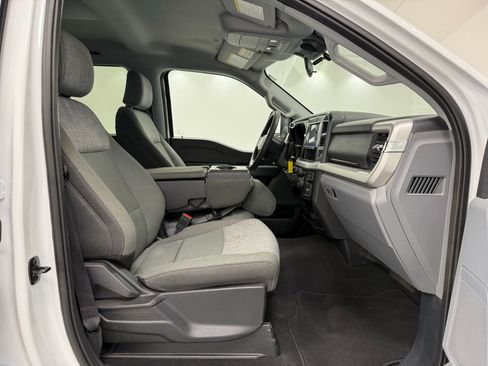 Used 2025 Ford F250 XLT image 30