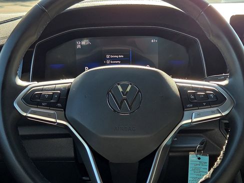 Used 2025 Volkswagen Jetta Sport image 12