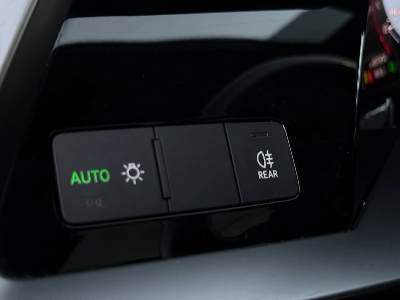 Used 2022 Audi A3 2.0T Premium FWD image 22