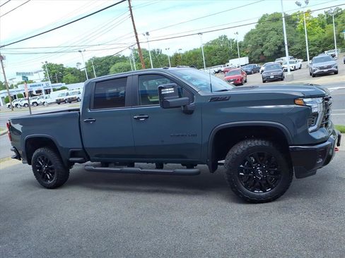 New 2026 Chevrolet Silverado 2500 LT w/ Trail Boss Package AWD/4WD image 3