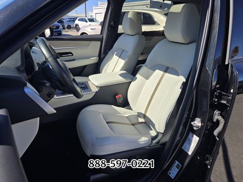 Used 2025 MAZDA CX-90 3.3 Turbo S w/ Premium Package image 9