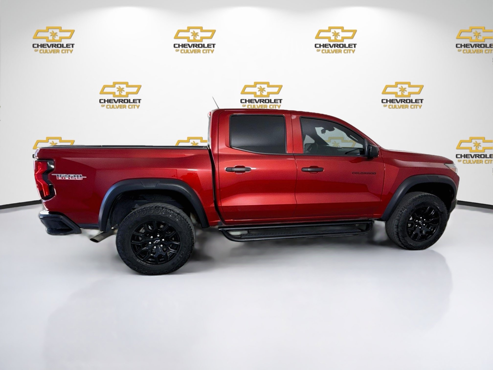Used 2023 Chevrolet Colorado Trail Boss w/ LPO, Skid Plate Package AWD/4WD image 9