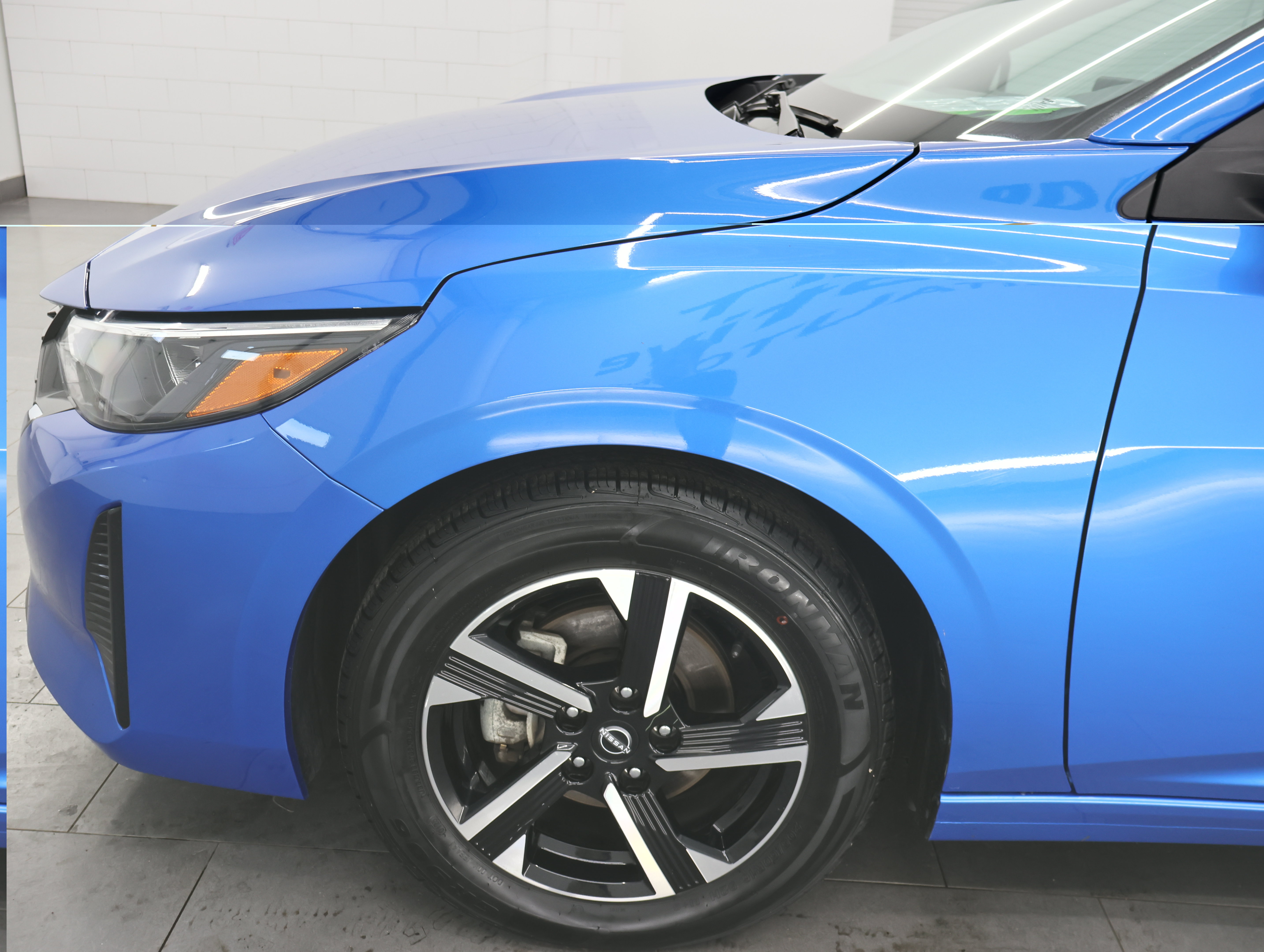 Used 2024 Nissan Sentra SV FWD image 32