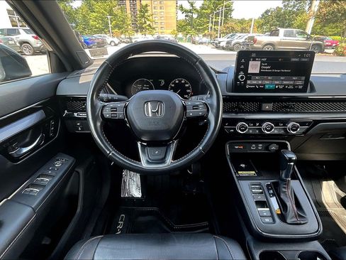 Used 2023 Honda CR-V Sport Touring image 5