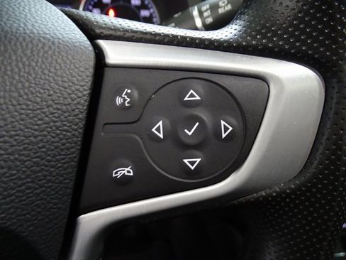 Used 2023 GMC Acadia SLE w/ Driver Convenience Package image 8