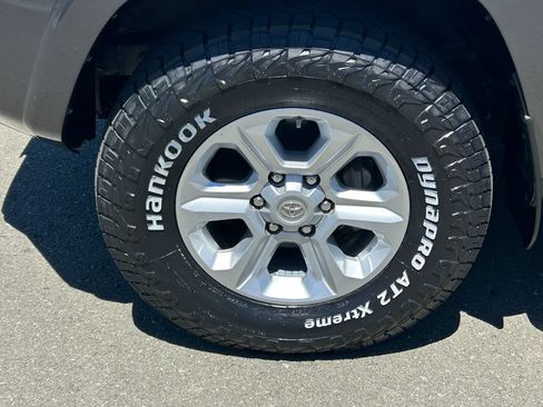 Used 2021 Toyota 4Runner SR5 Premium AWD/4WD image 9