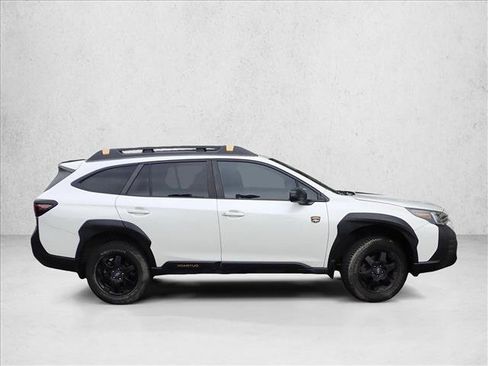 Used 2022 Subaru Outback Wilderness w/ Wilderness Package AWD/4WD image 15