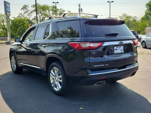 Used 2018 Chevrolet Traverse High Country image 3