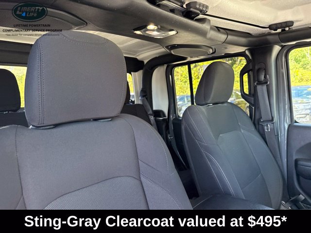 Used 2023 Jeep Gladiator Sport AWD/4WD image 9
