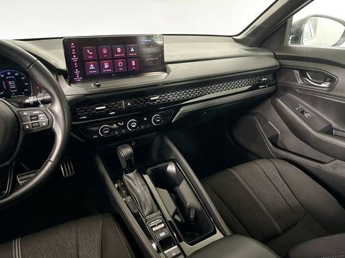 Certified 2023 Honda Accord Sport image 33