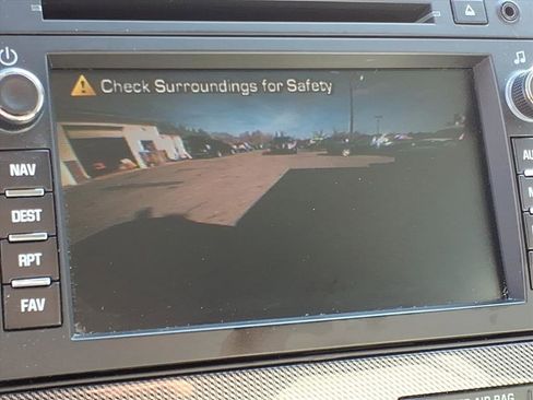 Used 2012 Chevrolet Traverse LTZ image 9