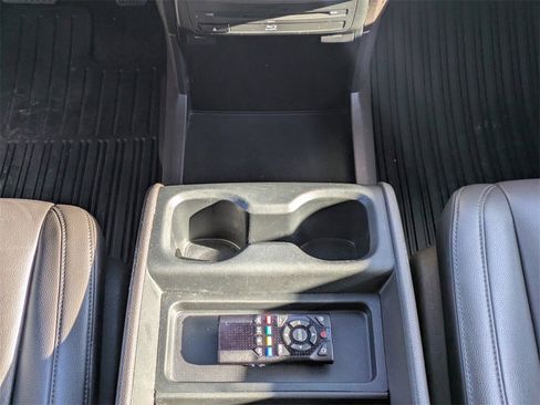 Used 2018 Honda Odyssey Touring image 23