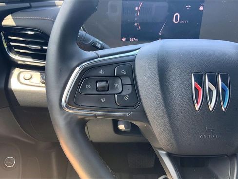 Used 2025 Buick Envista Avenir FWD image 13