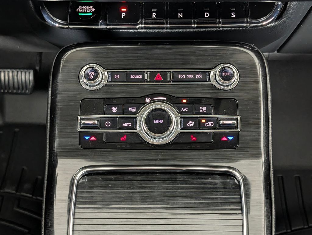 Used 2021 Lincoln Nautilus FWD w/ Equipment Group 101A image 15