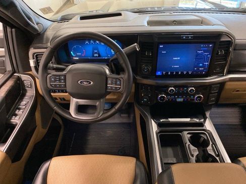 Certified 2025 Ford F350 Lariat w/ Lariat Ultimate Package image 11
