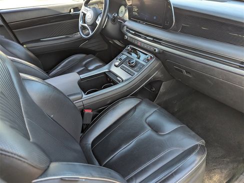 Used 2024 Hyundai Palisade Calligraphy image 15