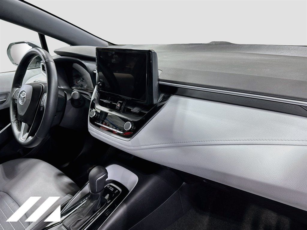 Used 2023 Toyota Corolla SE w/ Carpet Mat Package (TMS) FWD image 29