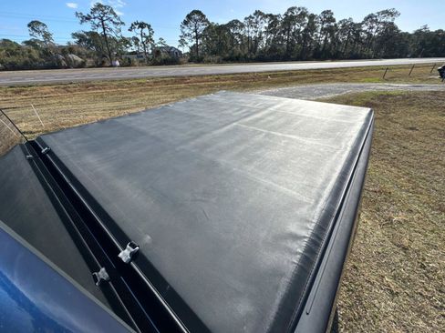 Used 2007 Ford F150 XLT image 11