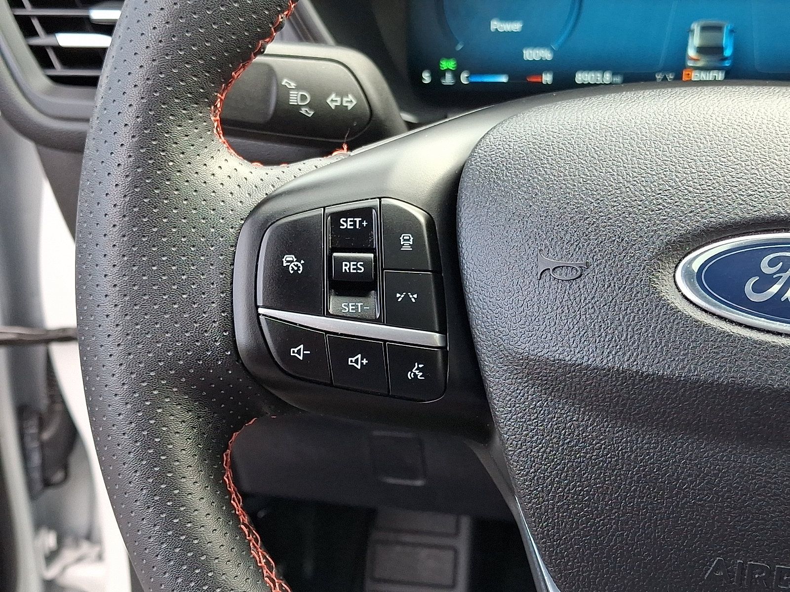 Certified 2024 Ford Escape ST-Line Elite w/ Premium Technology Package AWD/4WD image 22