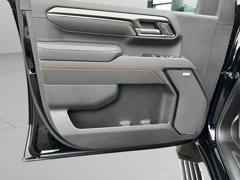 New 2026 GMC Sierra 3500 AT4 AWD/4WD image 11