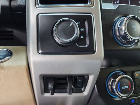 Used 2019 Ford F350 Lariat w/ Lariat Ultimate Package image 60