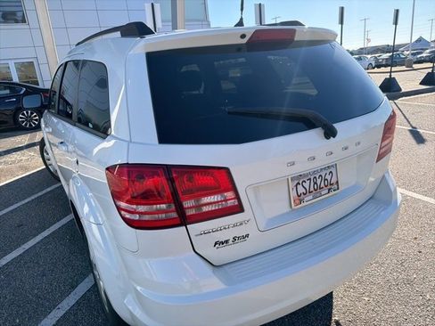 Used 2018 Dodge Journey SE image 10