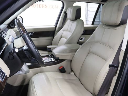 Used 2020 Land Rover Range Rover HSE image 9