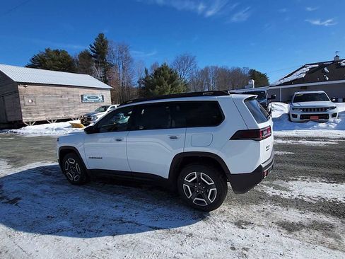 New 2026 Jeep Cherokee Limited image 6