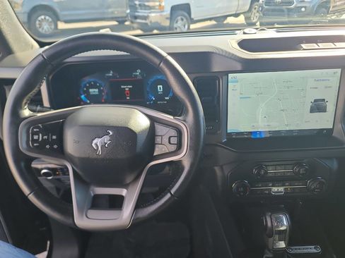 Used 2025 Ford Bronco Big Bend image 11