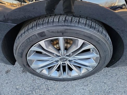 Used 2015 Hyundai Genesis 3.8 w/ Option Group 04 image 11